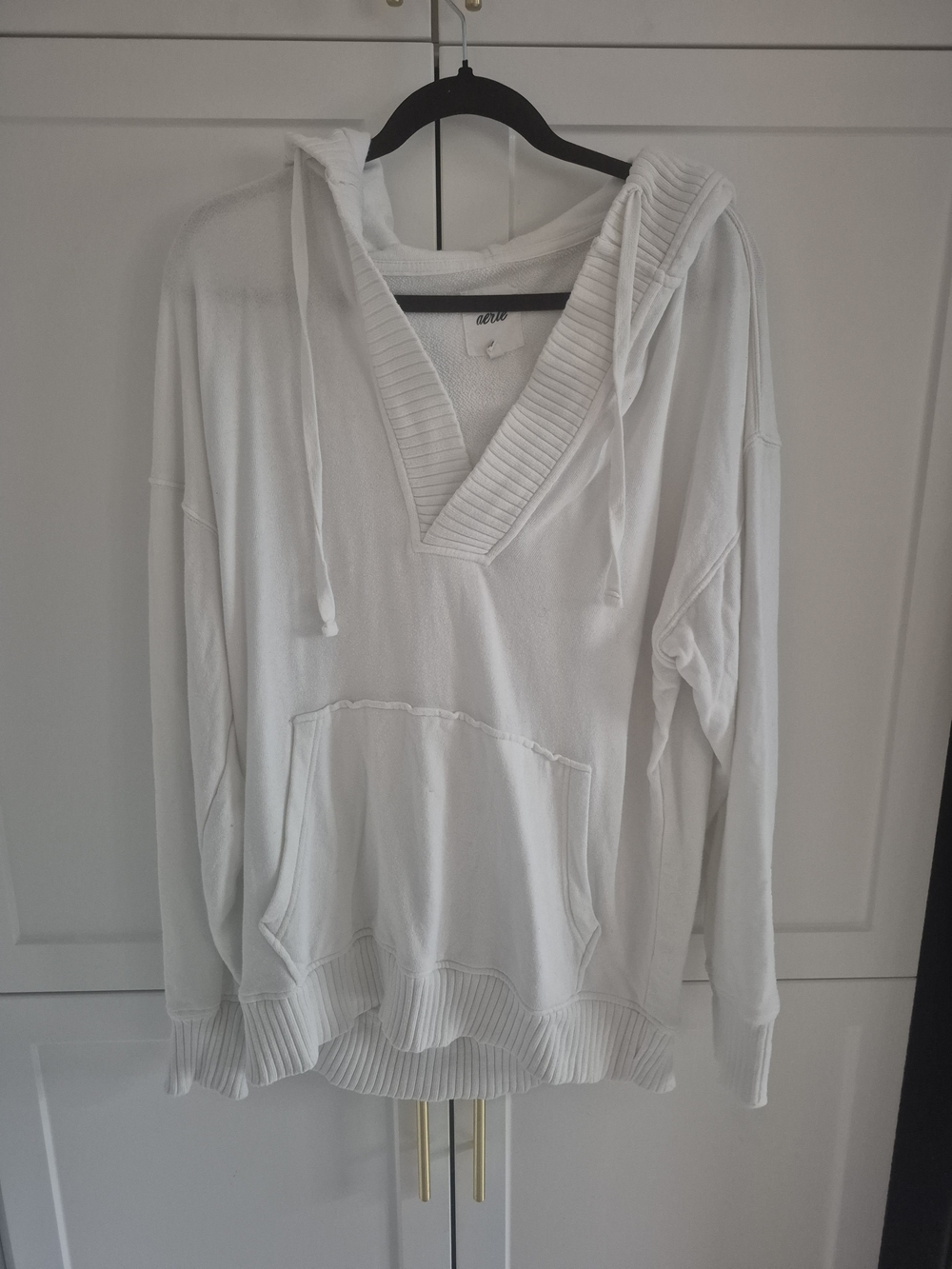 aerie White V-Neck Hooded Pullover